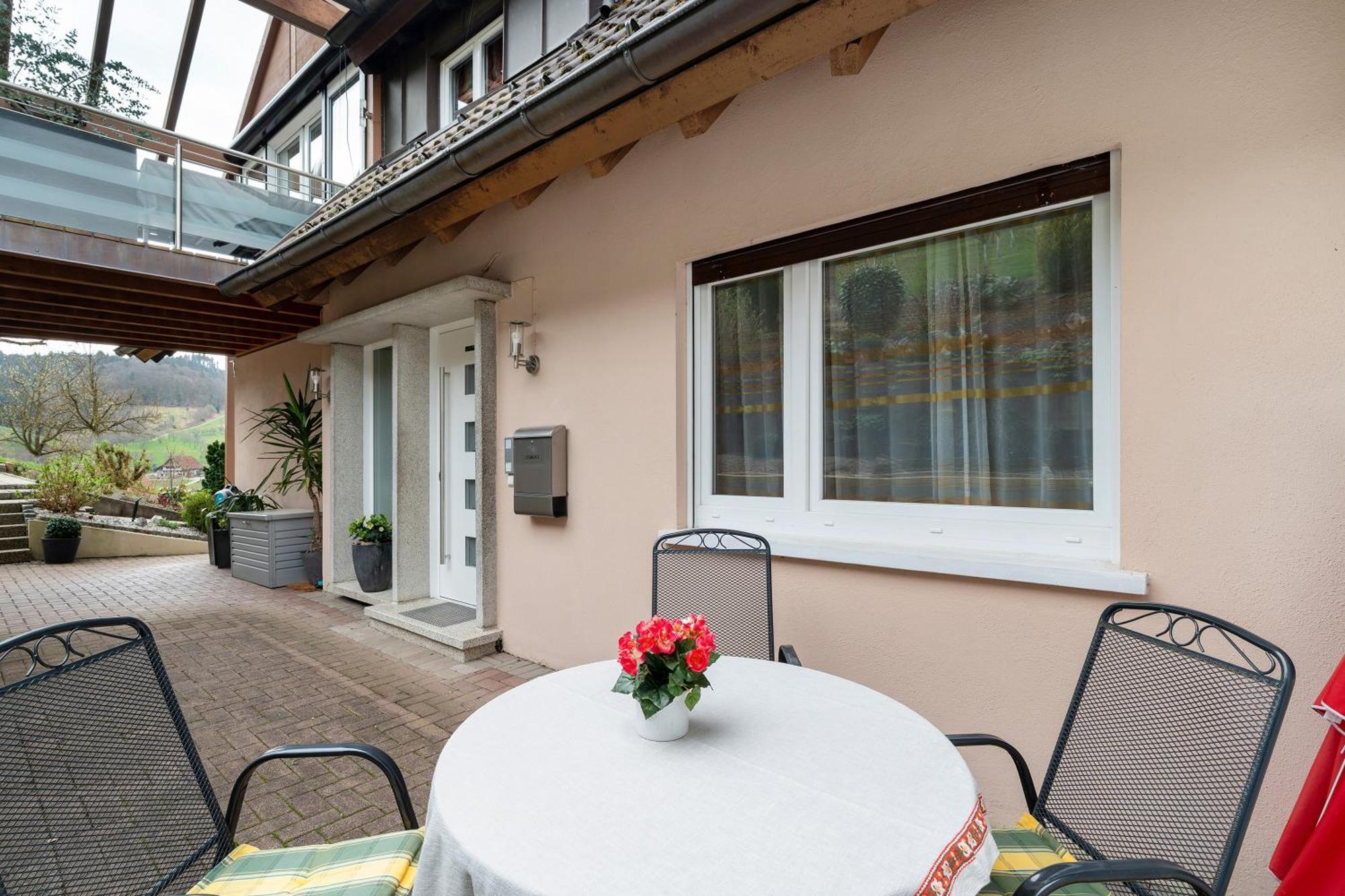 Haus Am Schroffen Διαμέρισμα Ottenhofen im Schwarzwald Εξωτερικό φωτογραφία